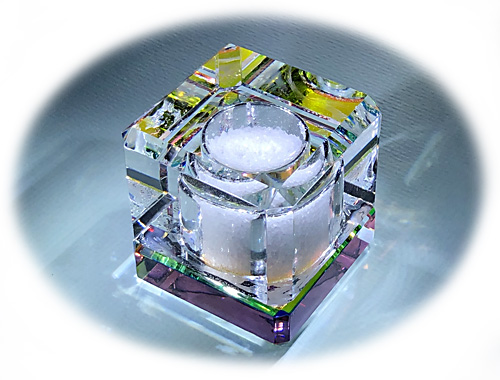 夢花火はどうして色が変わって見えるのですか？